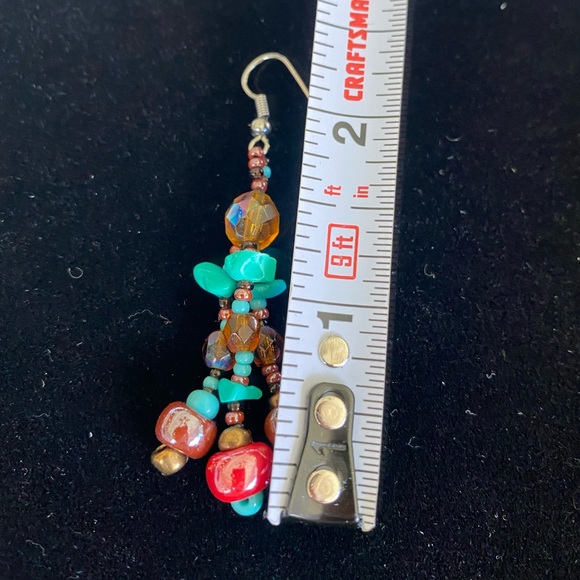 π$3 bundled - 4 Pairs of Dangle Earrings - Picture 3 of 9